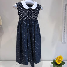 Cargar imagen en el visor de la galería, Vestido azul puntos con bordado lazos
