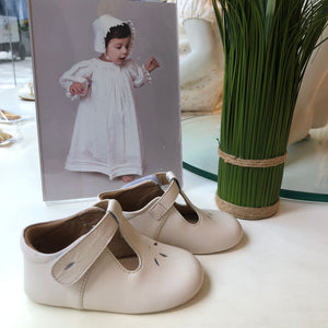 Zapato sin suela con calado ivory