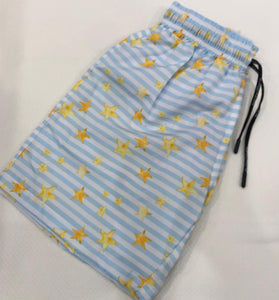 Short de playa niño estrellas