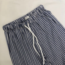 Cargar imagen en el visor de la galería, Pantalon lino rayas azul niña
