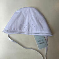 Capota bordada rococo blanco