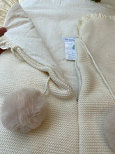 Cargar imagen en el visor de la galería, Saco de dormir marfil Pili Carrera

