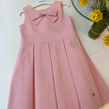 Cargar imagen en el visor de la galería, Vestido lazo rosa bebe Pili Carrera
