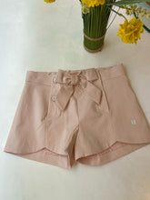 Cargar imagen en el visor de la galería, Short lazo salmon Pili Carrera
