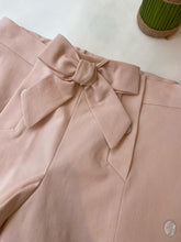 Cargar imagen en el visor de la galería, Short lazo salmon Pili Carrera
