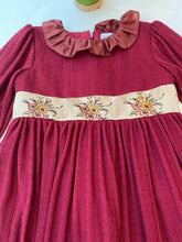 Cargar imagen en el visor de la galería, Vestido tejido guinda con cuello bobos
