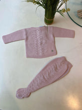 Cargar imagen en el visor de la galería, Ajuar espiga rosa bebe Pili Carrera
