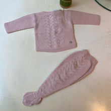 Cargar imagen en el visor de la galería, Ajuar espiga rosa bebe Pili Carrera
