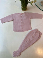 Cargar imagen en el visor de la galería, Ajuar espiga rosa bebe Pili Carrera
