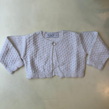 Cargar imagen en el visor de la galería, Bolero tejido 01 boton algodon blanco

