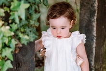 Cargar imagen en el visor de la galería, Vestido +braguita lino blanco pili Carrera
