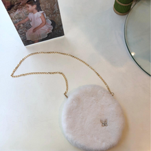 Cargar imagen en el visor de la galería, Bolso peluche tono ivory
